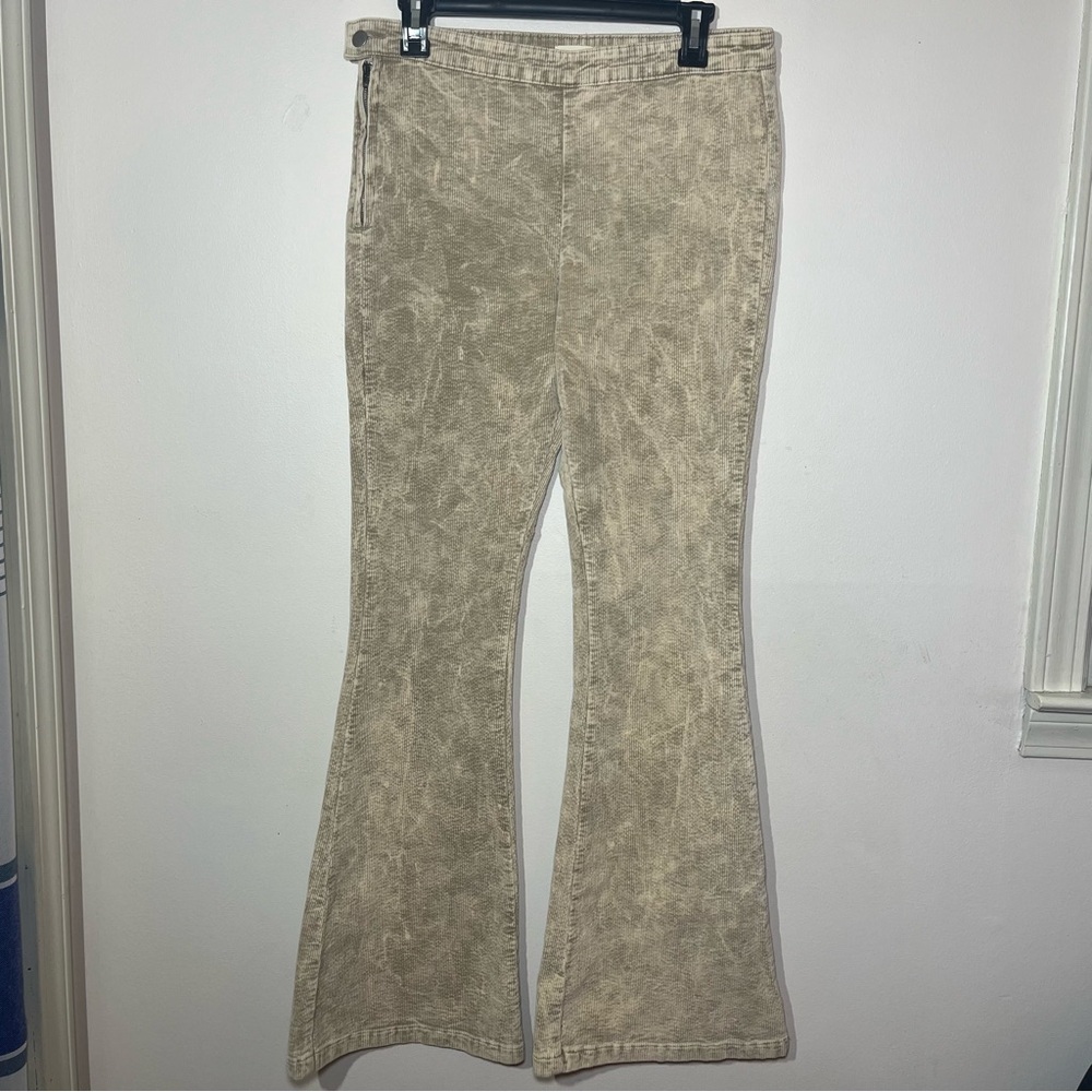 POL Corduroy Flare Pants Women’s Size Large Tan Bleach Wash Anthropologie